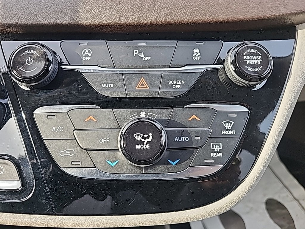 2018 Chrysler Pacifica Touring L Plus