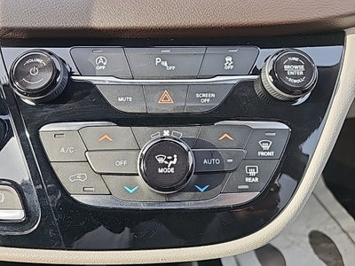 2018 Chrysler Pacifica Touring L Plus