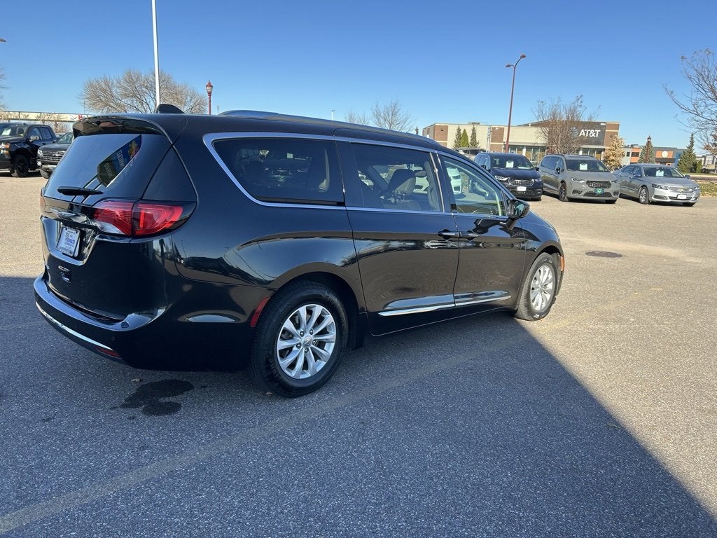 2018 Chrysler Pacifica Touring L Plus