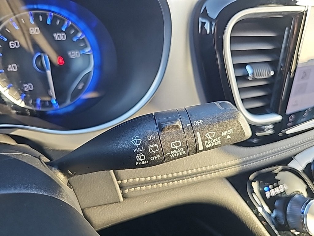 2025 Chrysler Pacifica Limited