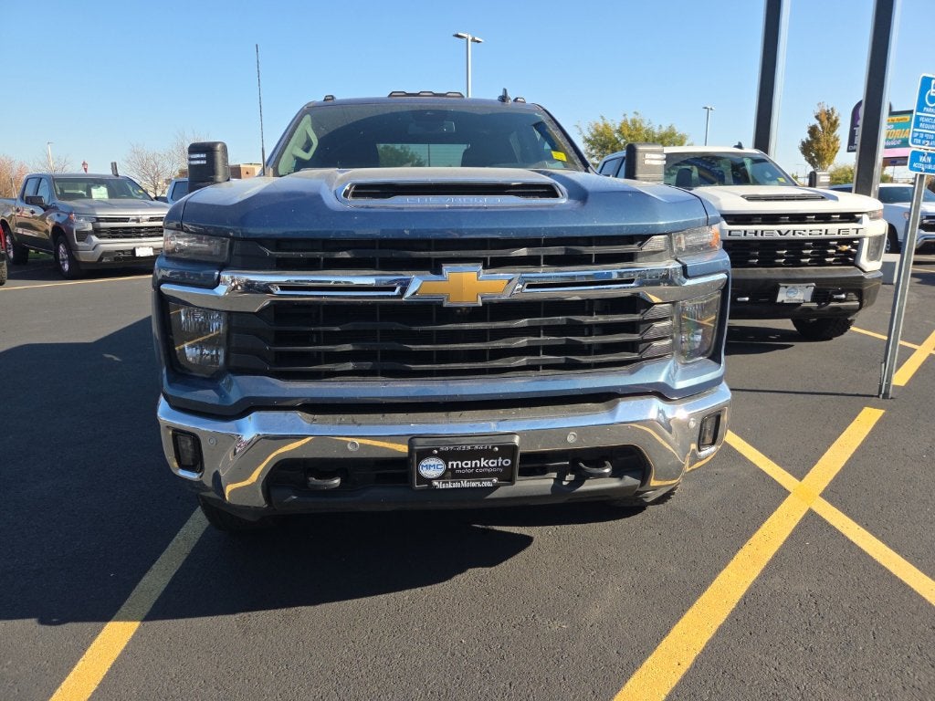 2025 Chevrolet Silverado 3500 HD LT