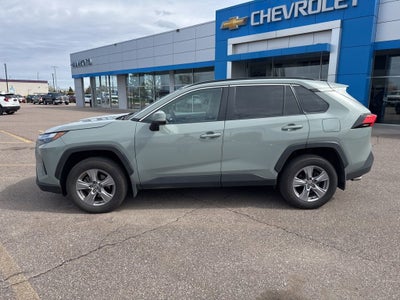 2022 Toyota RAV4 XLE