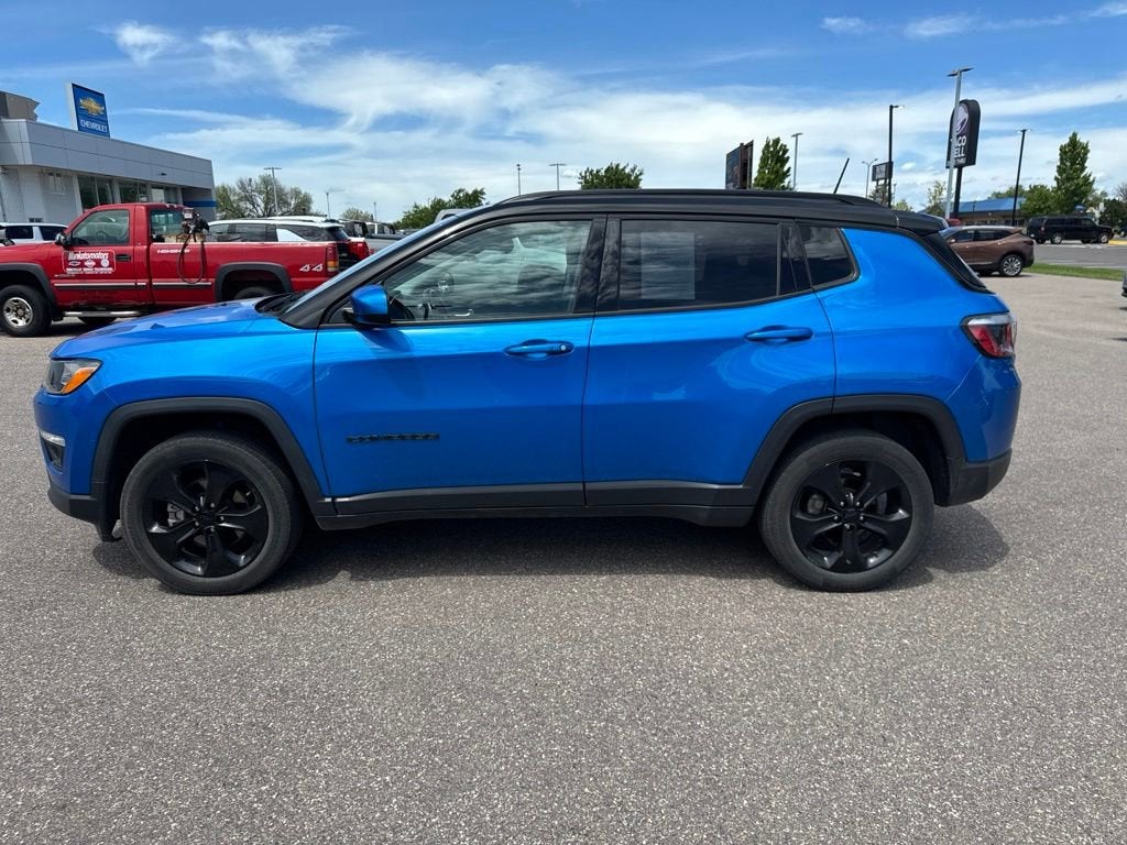 Used 2019 Jeep Compass Altitude with VIN 3C4NJDBB5KT713152 for sale in Mankato, Minnesota