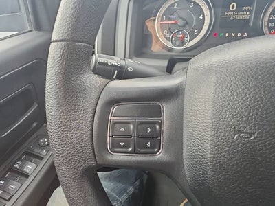 2017 RAM 2500 Tradesman Crew Cab 4x4 8' Box