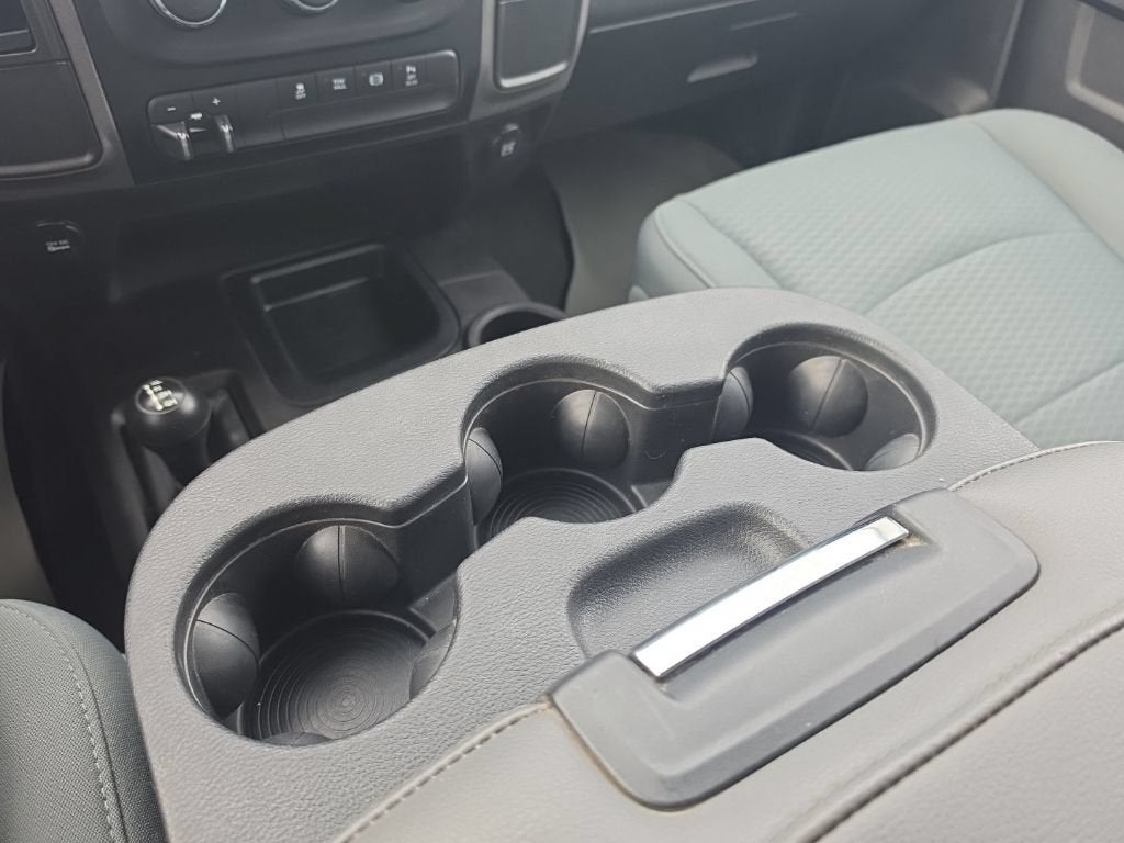 2017 RAM 2500 Tradesman Crew Cab 4x4 8' Box