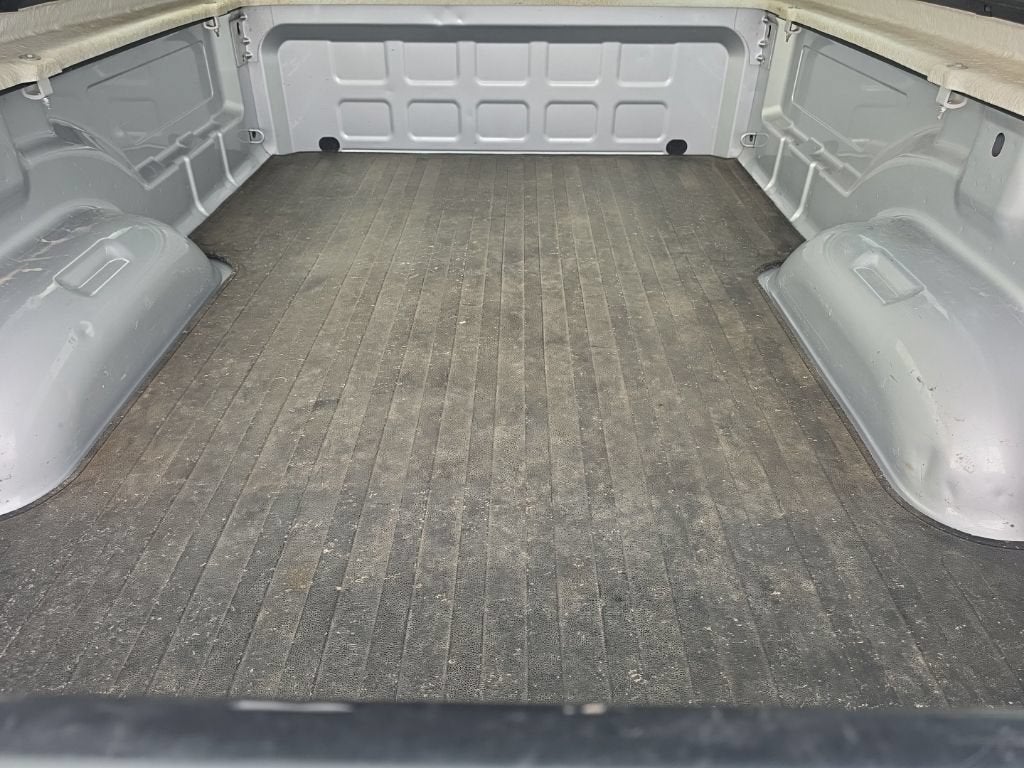 2017 RAM 2500 Tradesman Crew Cab 4x4 8' Box