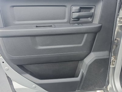 2017 RAM 2500 Tradesman Crew Cab 4x4 8' Box