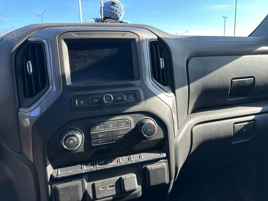 2022 Chevrolet Silverado 1500 LTD Custom