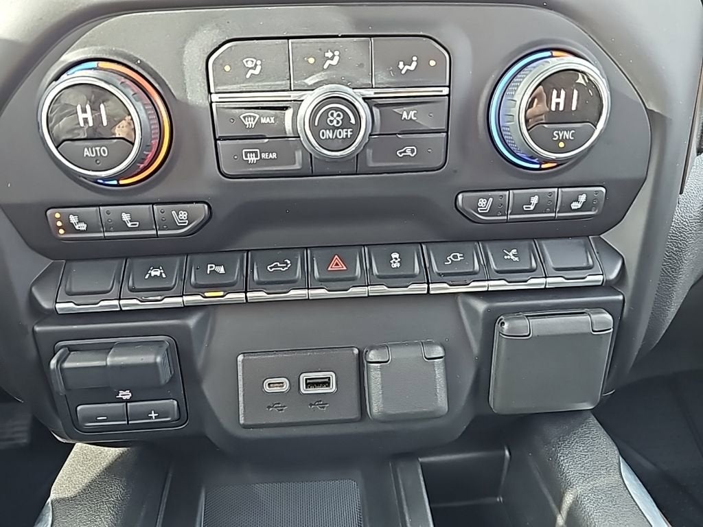 2022 Chevrolet Silverado 1500 LTD High Country