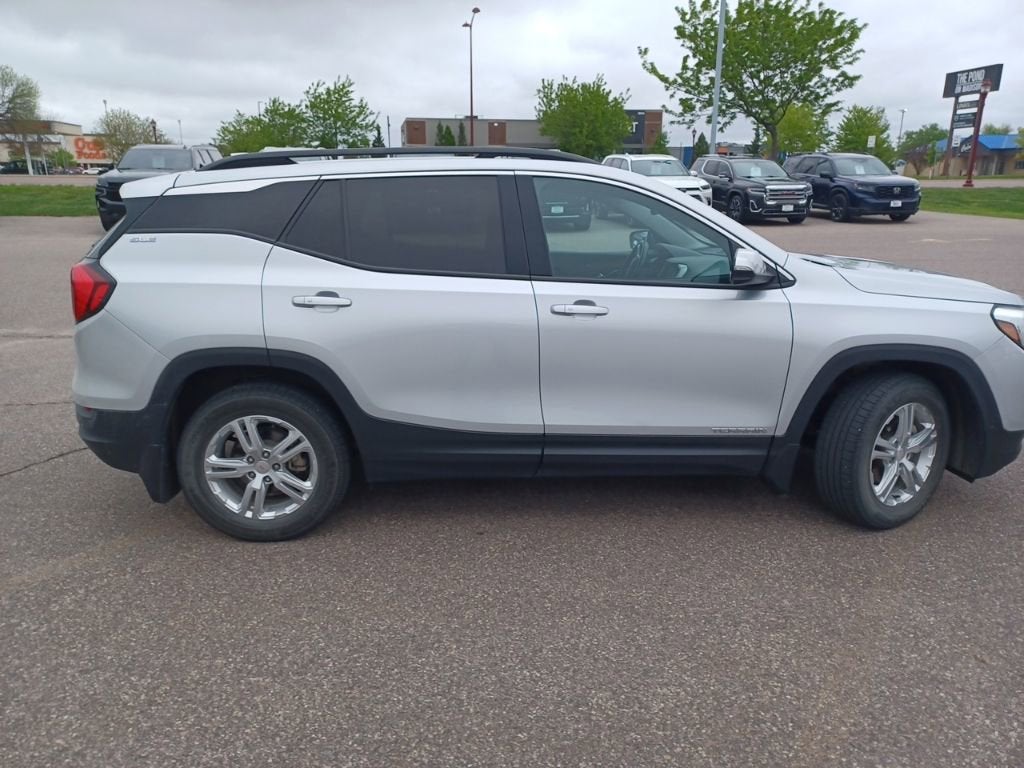 2020 GMC Terrain SLE