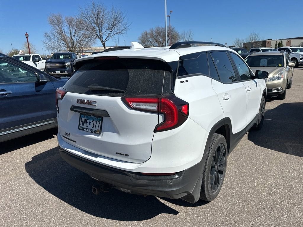 2022 GMC Terrain SLE
