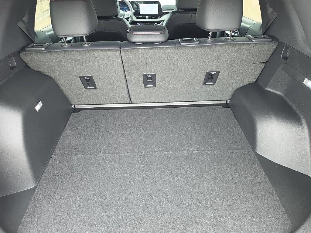 2027 Chevrolet Equinox RS - Photo 18