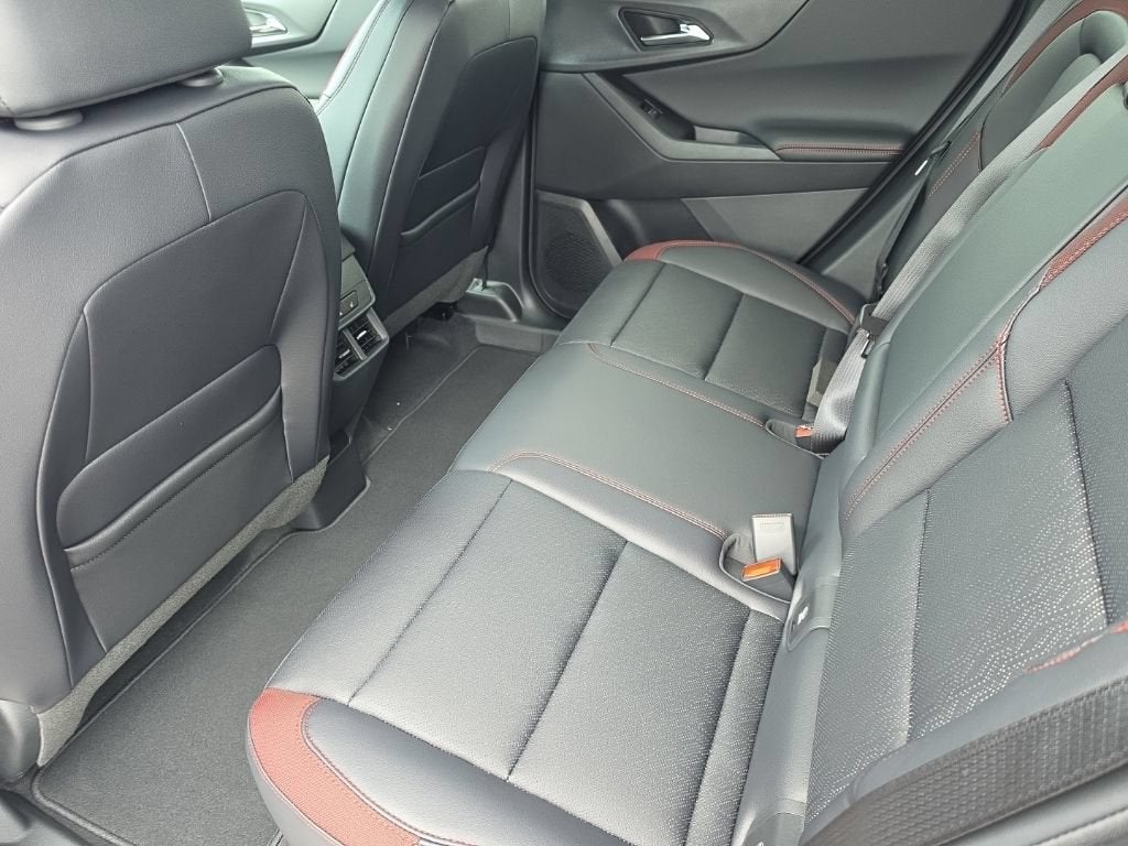 2027 Chevrolet Equinox RS - Photo 20