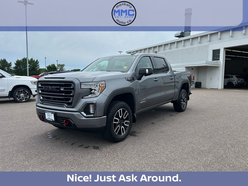2019 GMC Sierra 4WD Crew Cab Short Box AT4's photo