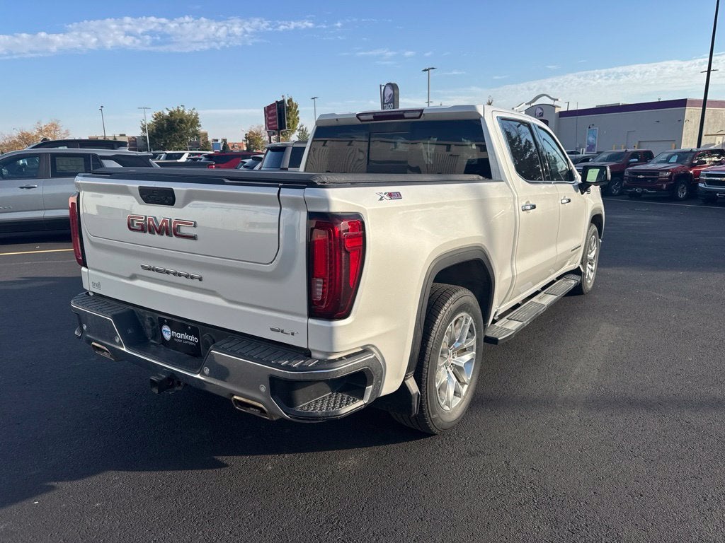 2021 GMC Sierra 1500 SLT