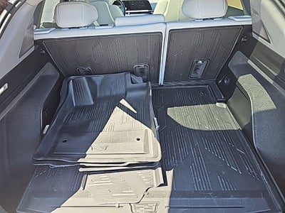 2025 Cadillac OPTIQ Luxury 2