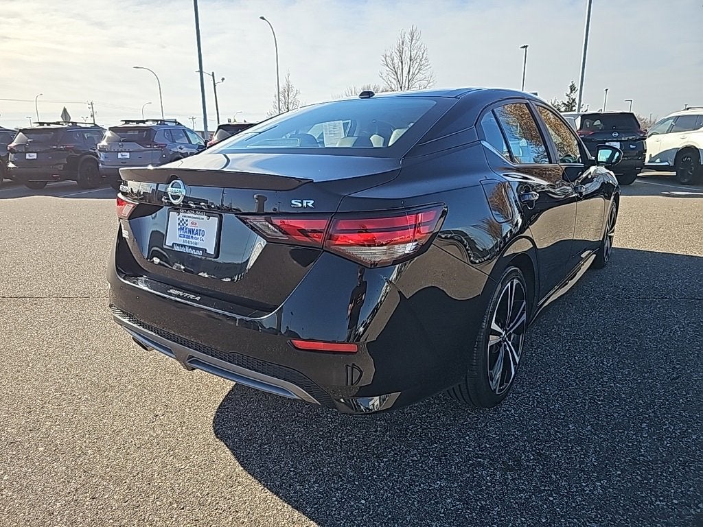 2021 Nissan Sentra SR Xtronic CVT