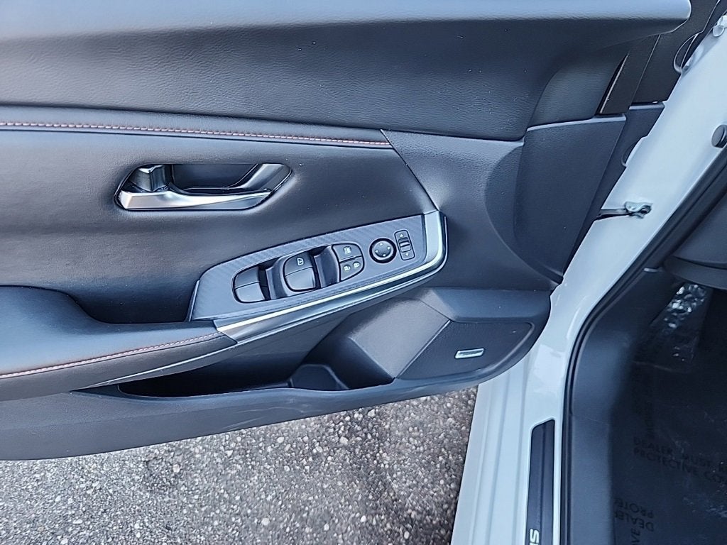 2024 Nissan Sentra SR Xtronic CVT