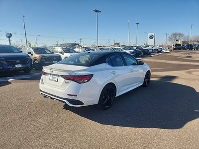 2024 Nissan Sentra SR Xtronic CVT