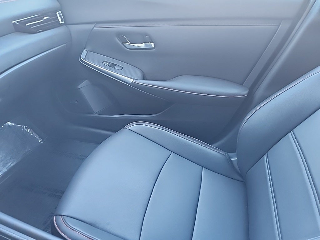 2024 Nissan Sentra SR Xtronic CVT