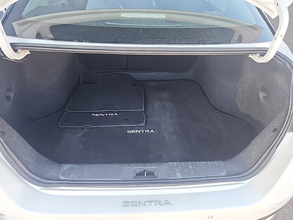 2024 Nissan Sentra SR Xtronic CVT