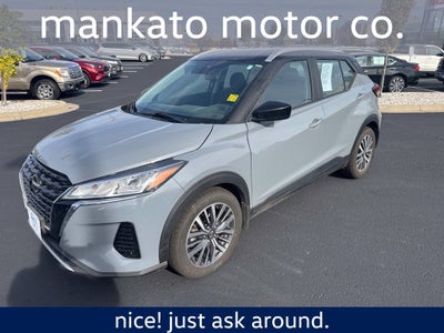 2023 Nissan Kicks SV Xtronic CVT