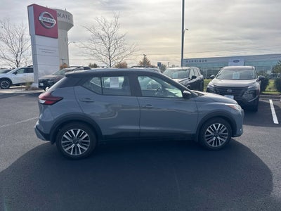 2023 Nissan Kicks SV Xtronic CVT