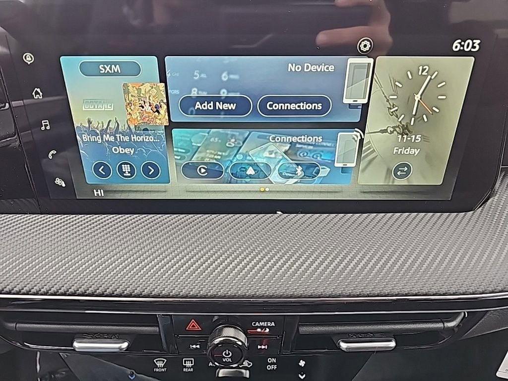 2025 Nissan Kicks SR Intelligent AWD