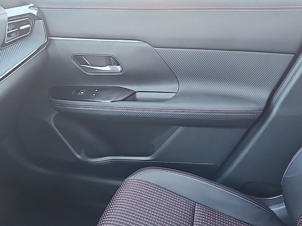 2025 Nissan Kicks SR Intelligent AWD