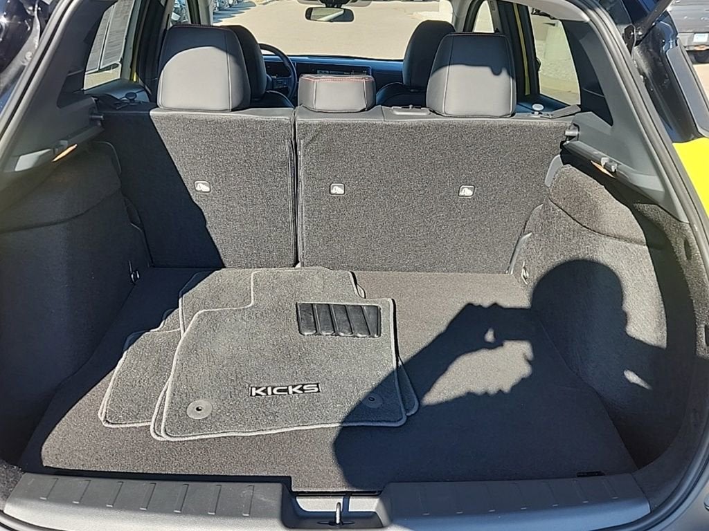 2025 Nissan Kicks SR Intelligent AWD