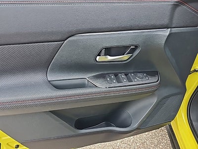 2025 Nissan Kicks SR Intelligent AWD