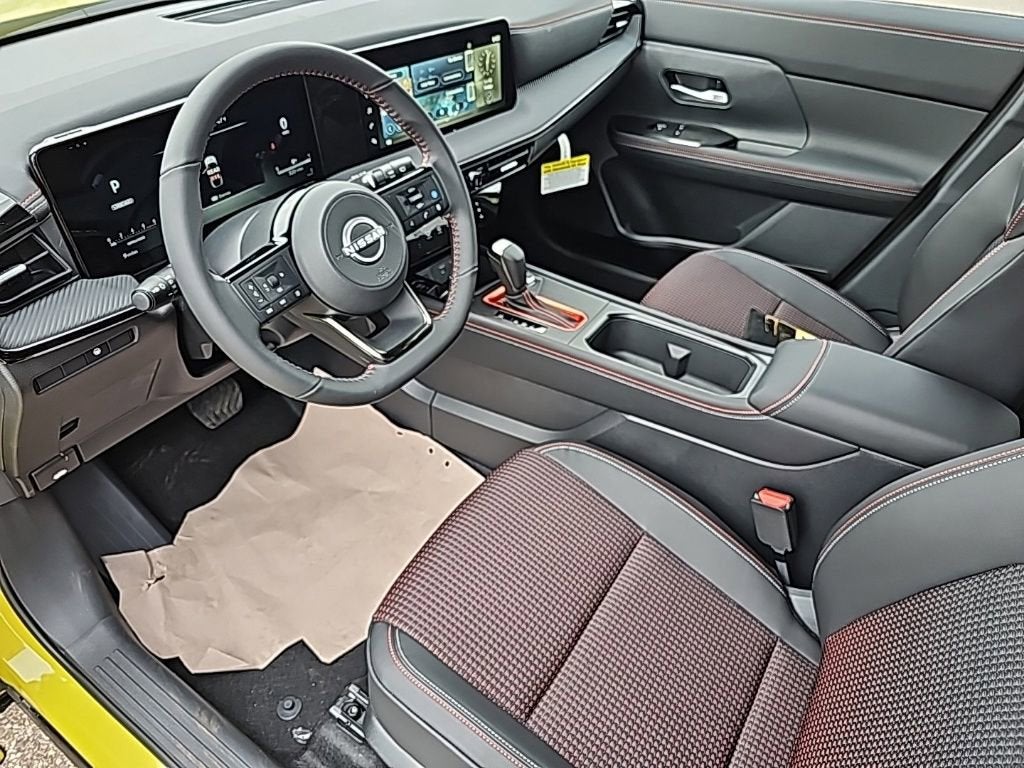 2025 Nissan Kicks SR Intelligent AWD