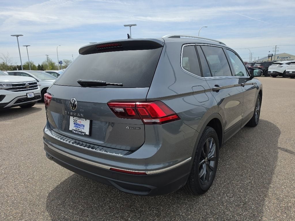 2023 Volkswagen Tiguan 2.0T SE
