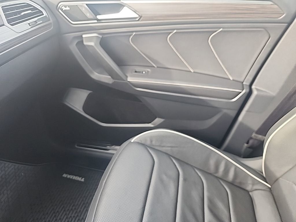 2023 Volkswagen Tiguan 2.0T SEL R-Line