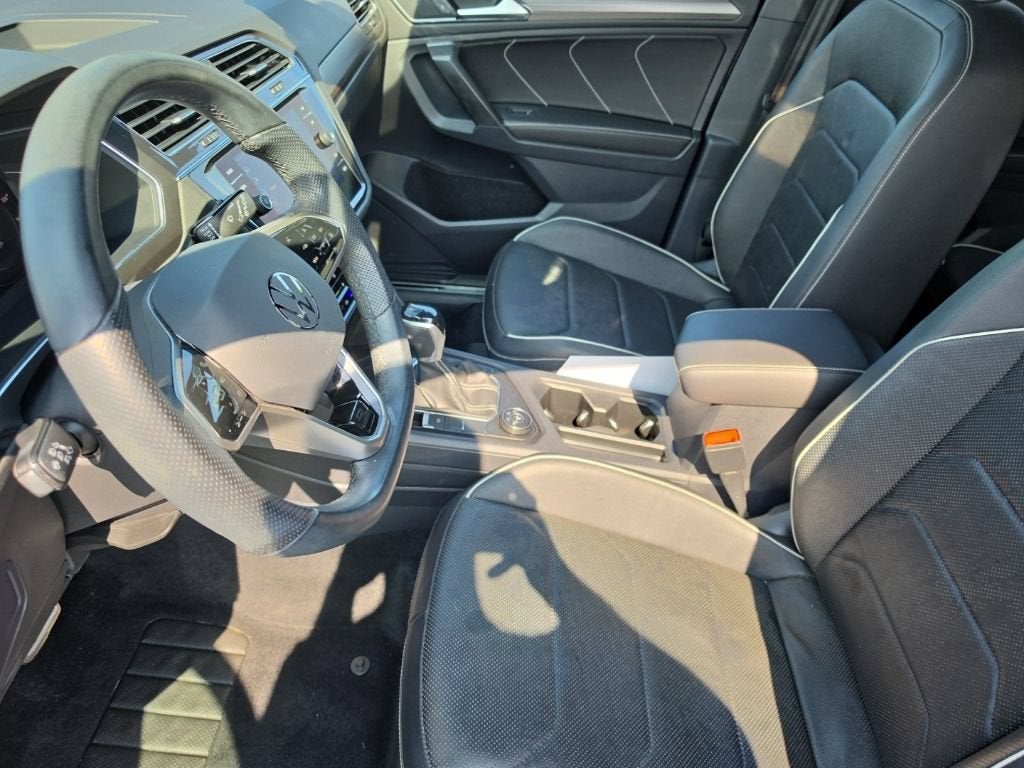 2022 Volkswagen Tiguan 2.0T SEL R-Line