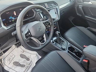 2024 Volkswagen Tiguan 2.0T SE R-Line Black