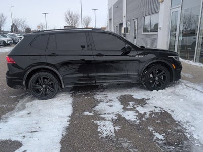 2023 Volkswagen Tiguan 2.0T SE R-Line Black