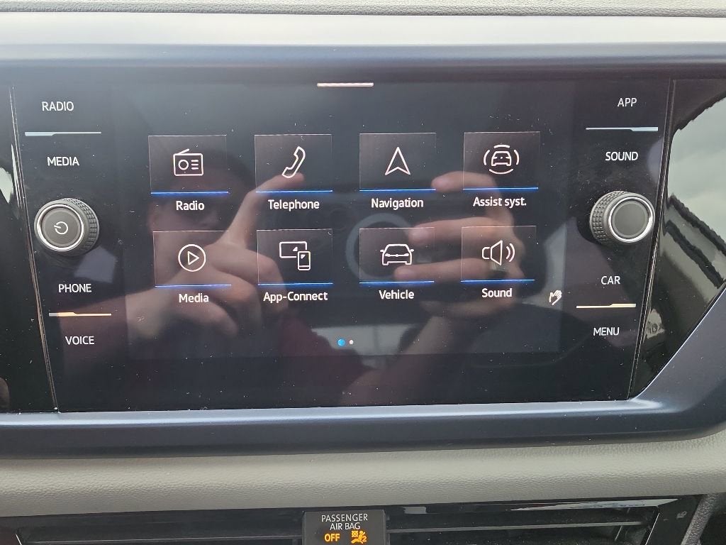 2023 Volkswagen Taos 1.5T SE