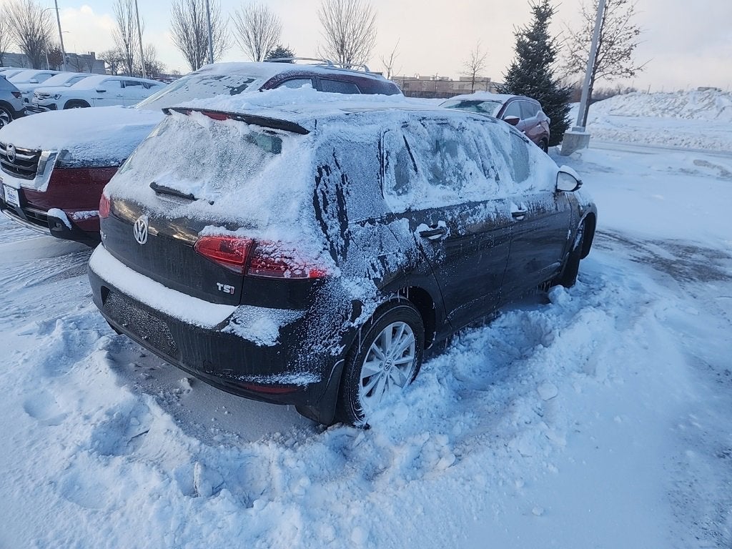 2017 Volkswagen Golf TSI S 4-Door