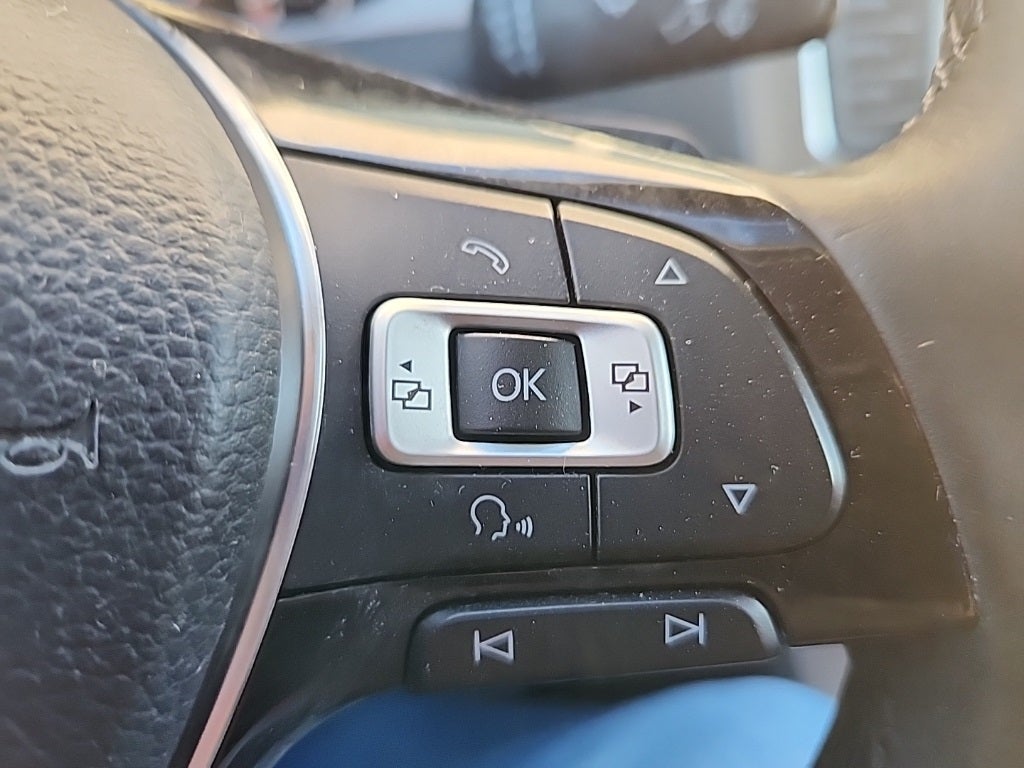 2017 Volkswagen Golf TSI S 4-Door