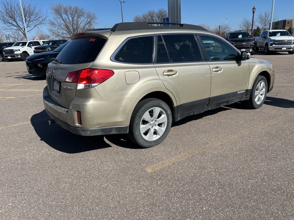 2010 Subaru Outback 2.5i Premium