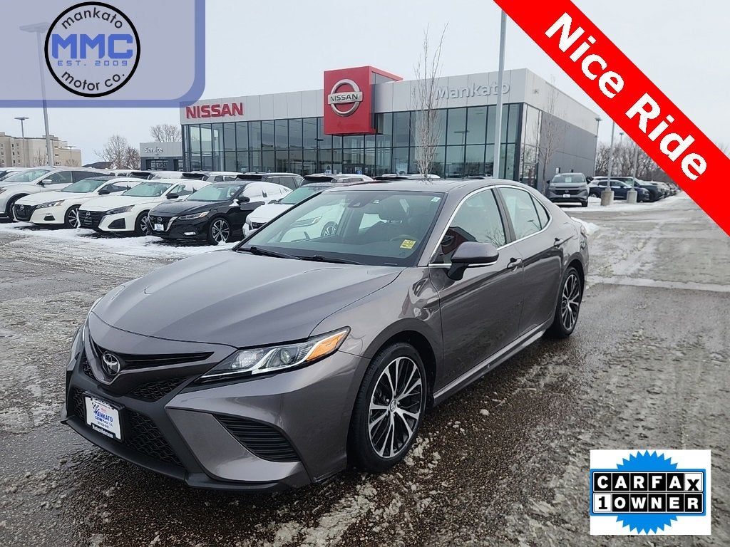 2019 Toyota Camry SE