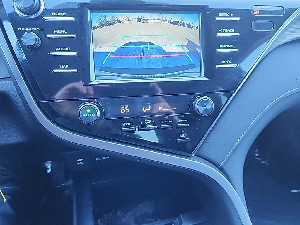 2019 Toyota Camry SE