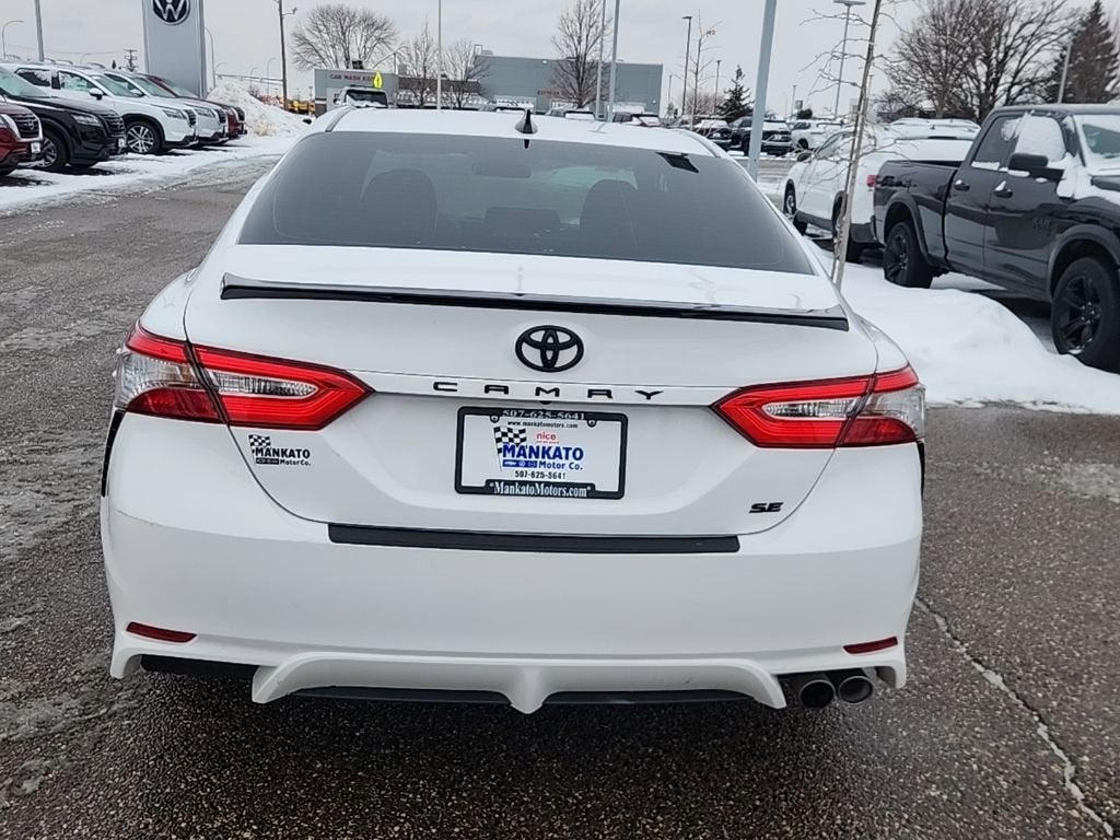 2019 Toyota Camry SE
