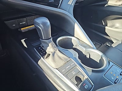 2020 Toyota Camry XSE