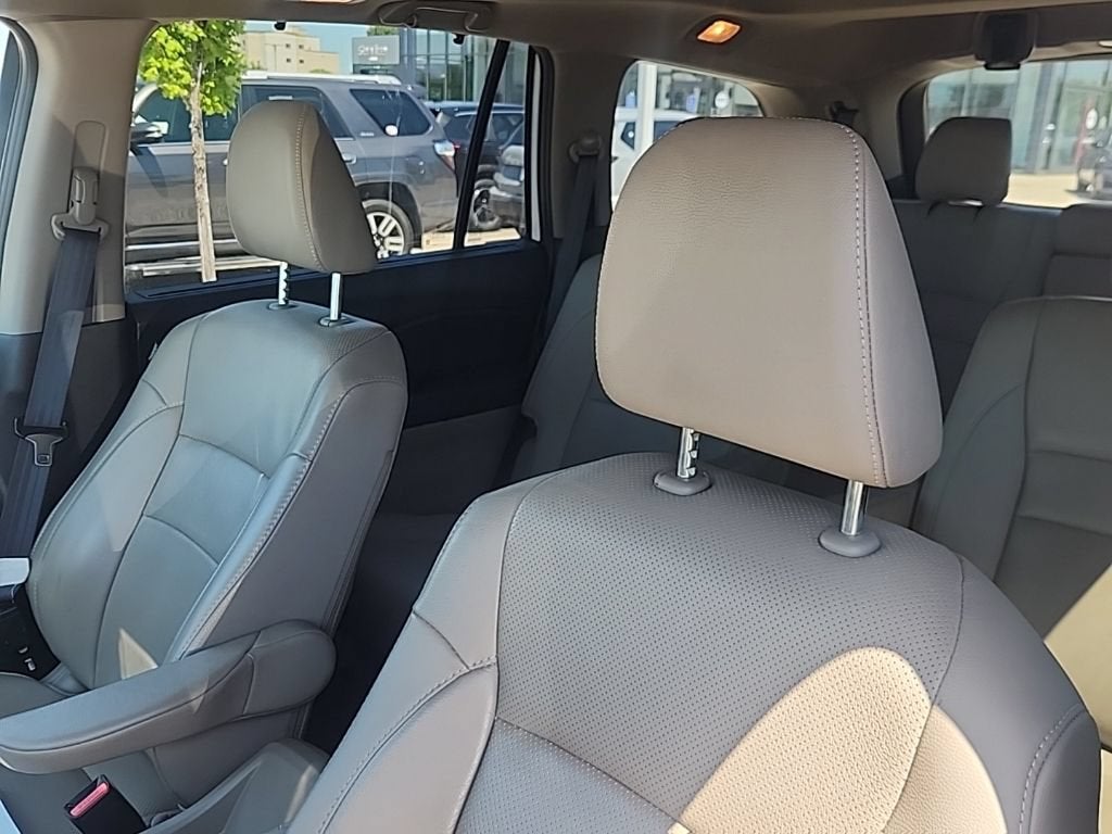 2021 Honda Pilot AWD Elite