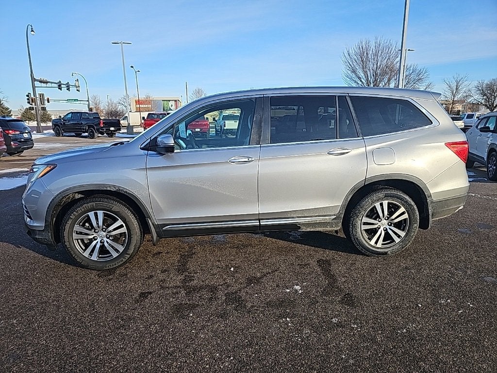 Used 2016 Honda Pilot EX with VIN 5FNYF6H35GB018671 for sale in Mankato, Minnesota