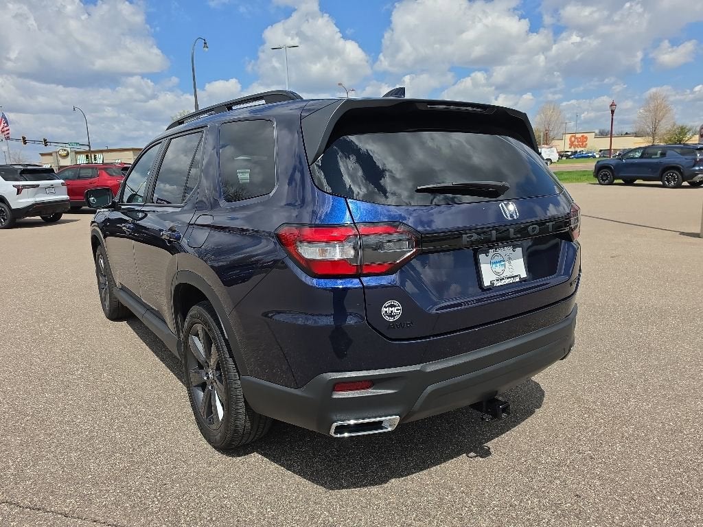 Used 2023 Honda Pilot Sport with VIN 5FNYG1H38PB018650 for sale in Mankato, Minnesota