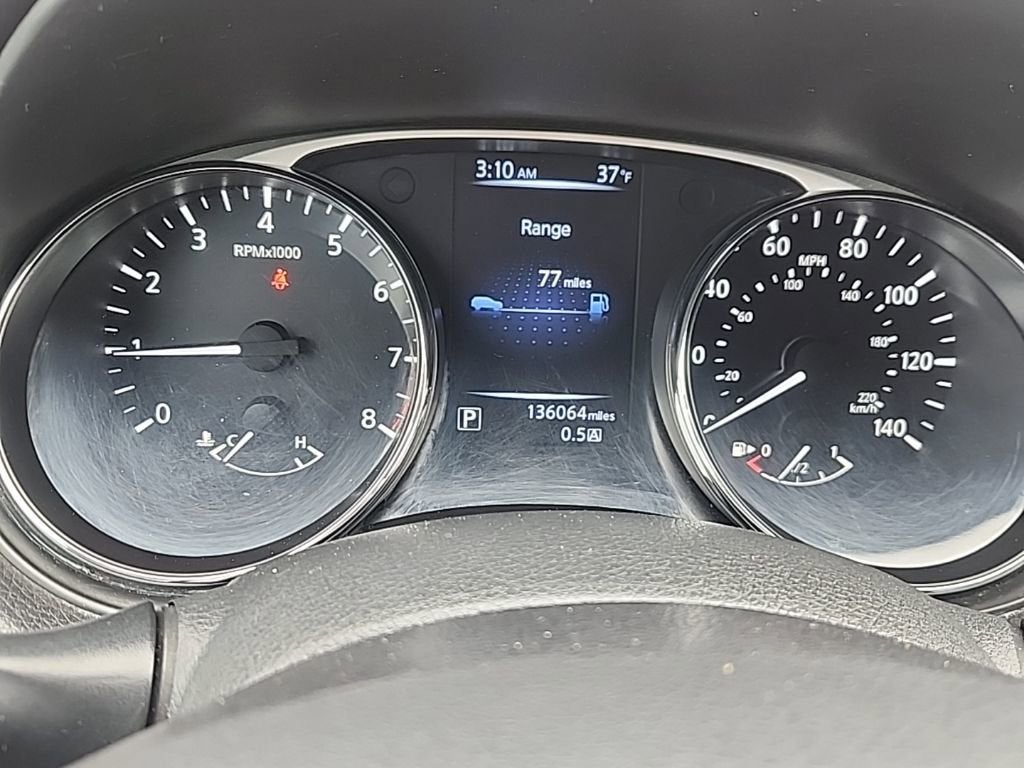 2015 Nissan Rogue SV