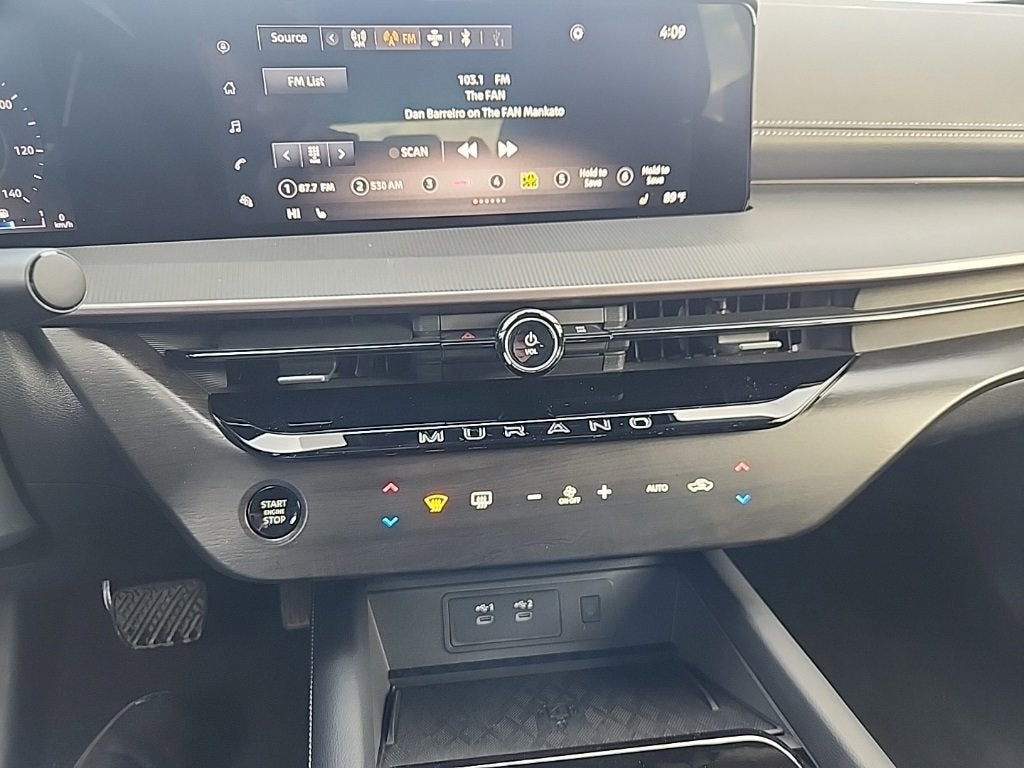 2025 Nissan Murano SV